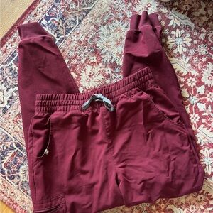Figs Women's Burgundy Pants. High waisted joggers.